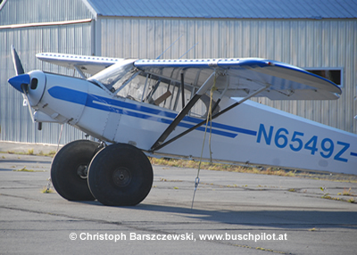 Piper Super Cub PA-18 on tundra tires