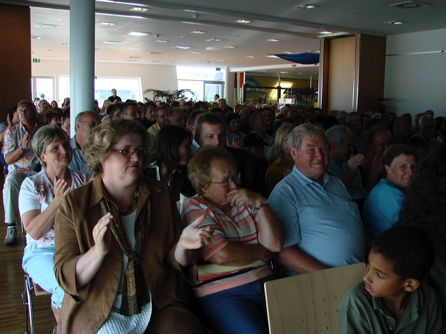 Das Publikum, Buschpilot, Afrika, Traumberuf, Event, Buchpräsentation, Flughafen Linz